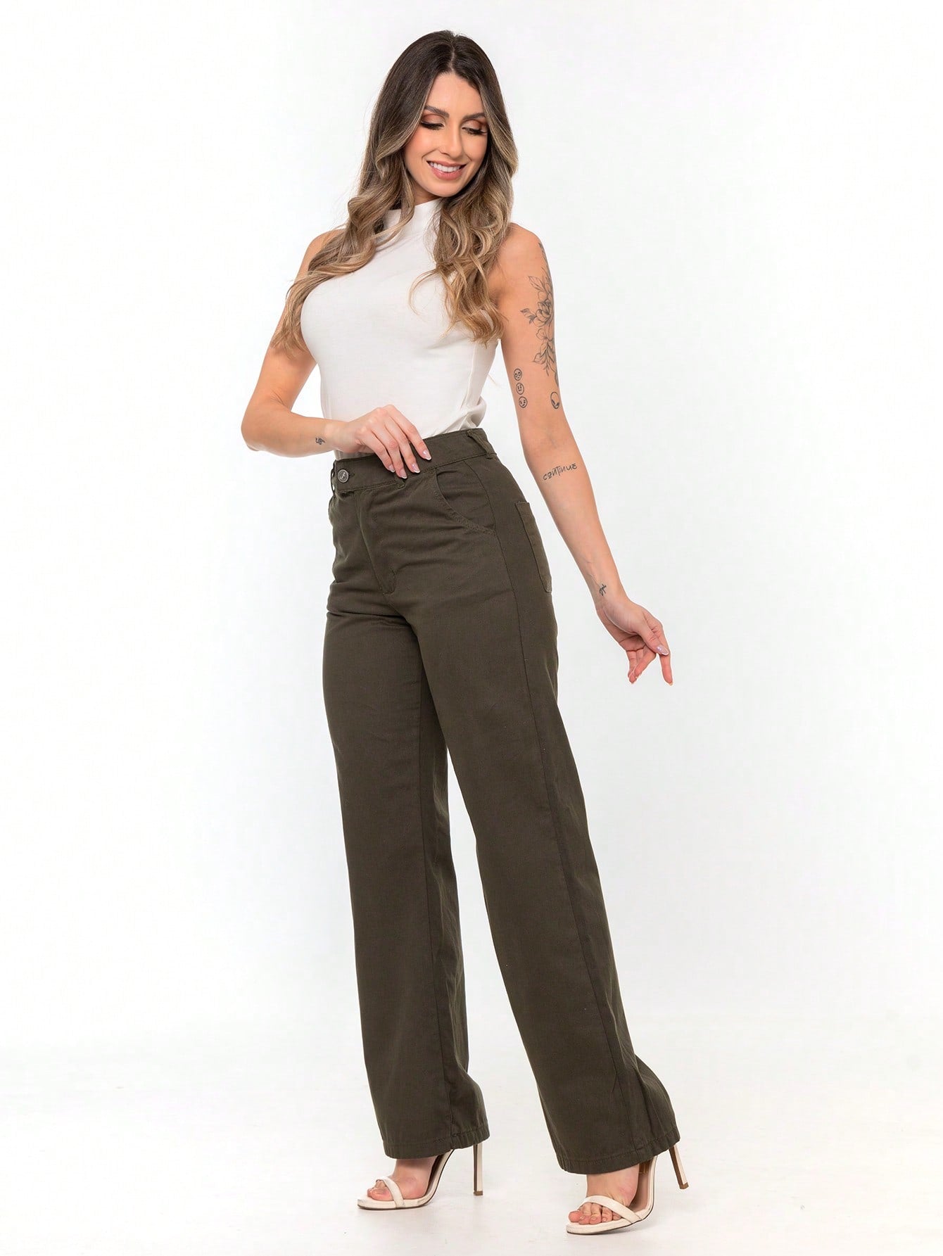 Jeans Calça Pantalona Social Cintura Alta Com bolso na frente e zíper