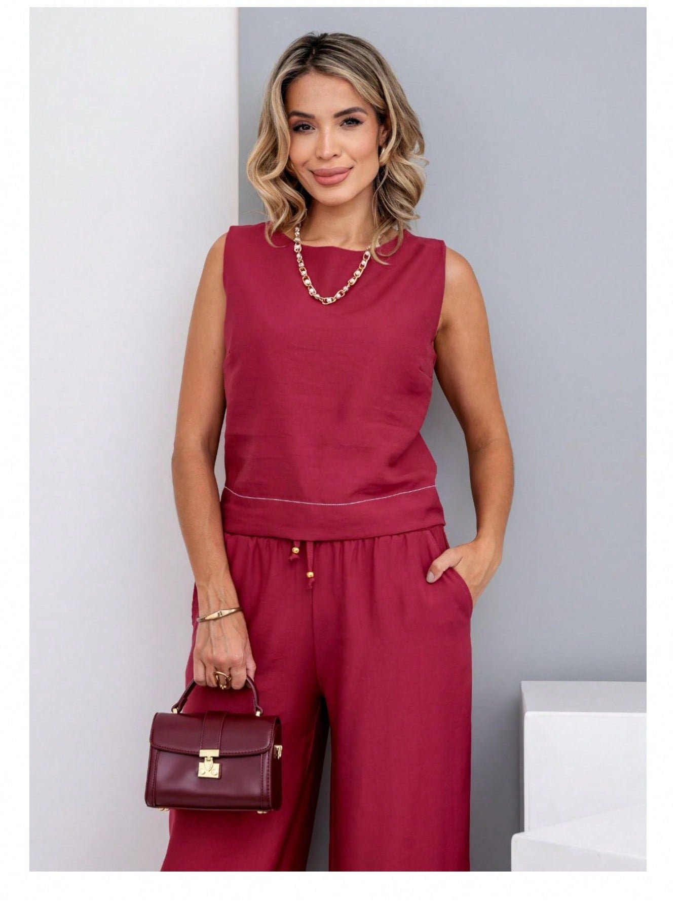 Conjunto de regata e calça alfaiataria