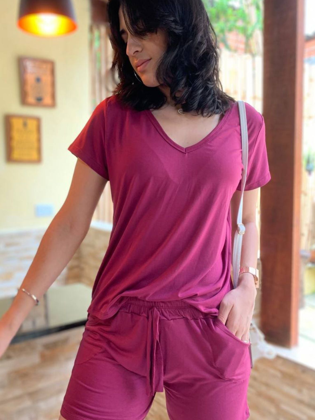 Blusa Feminina Gola V Manga Curta Básica T-shirt