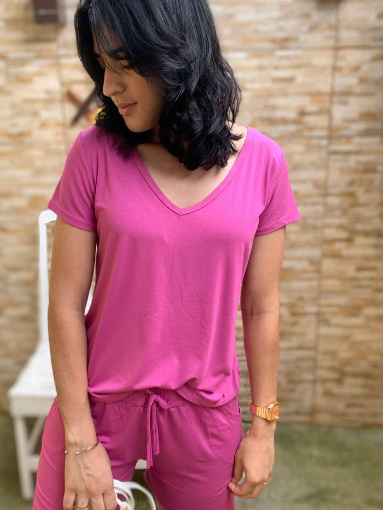 Blusa Feminina Gola V Manga Curta Básica T-shirt