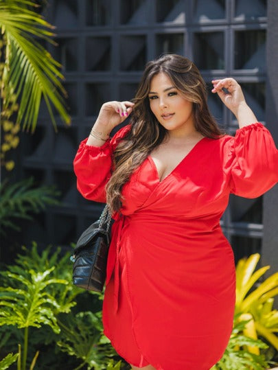 Vestido plus size manga comprida envelope amarração ajustável