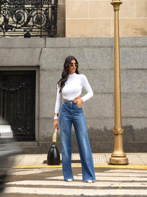 Calça Jeans Wide Leg Feminina c/ Fenda na Barra
