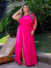 Vestido Longo Feminino Manga Única Plus Size  Com Fenda e Abertura Na Manga Elegante