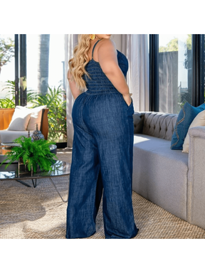 Macacão Jeans Plus Size Pantalona